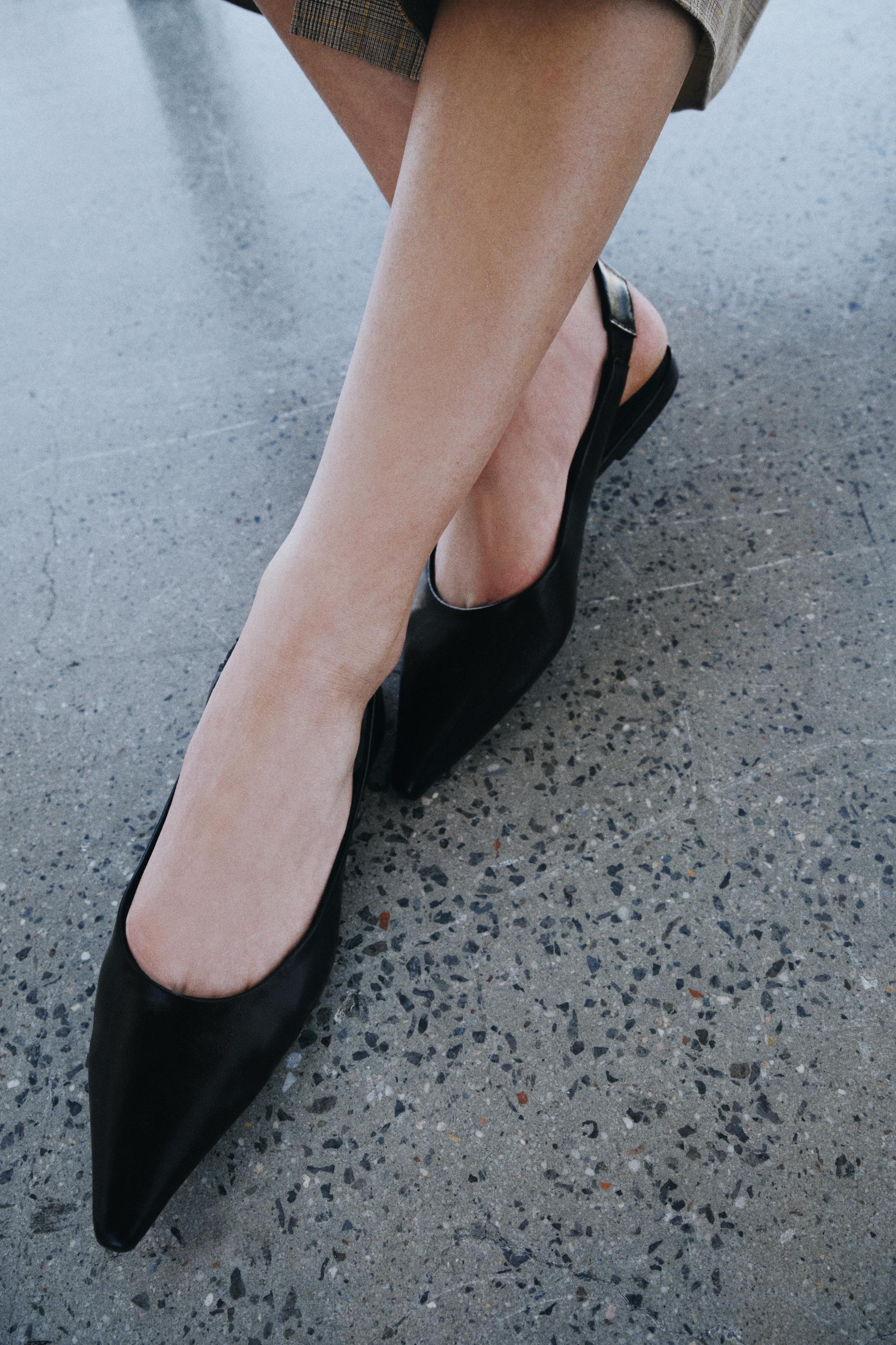 POINTED TOE SLINGBACK BALLET FLATS